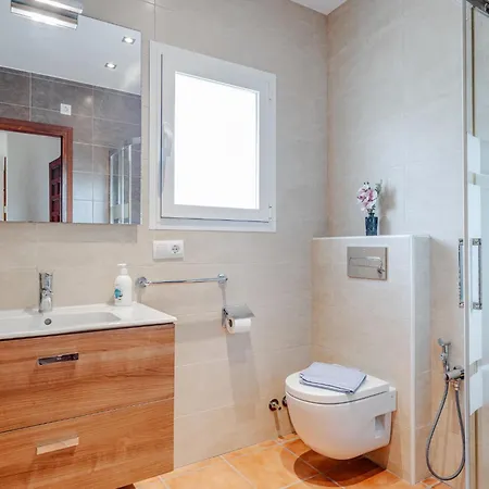 Carris By Interhome بيت للعطل *